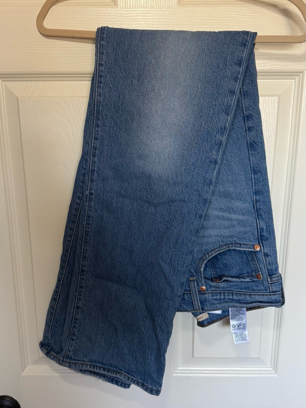 Levi’s Ribcage Full Length Straight Leg - Picture 4 of 10